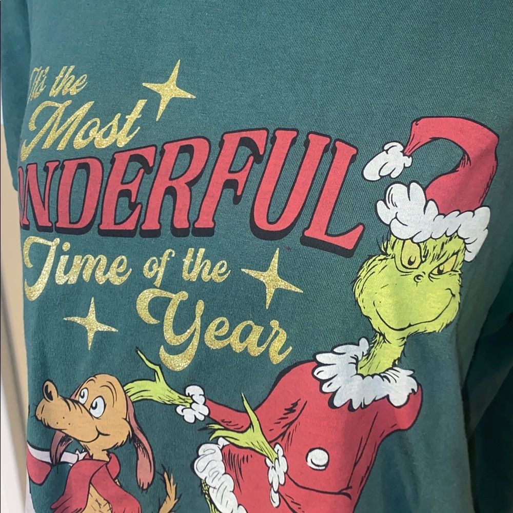 EUC MAURICES Grinch Christmas Tee XL - Picture 4 of 7